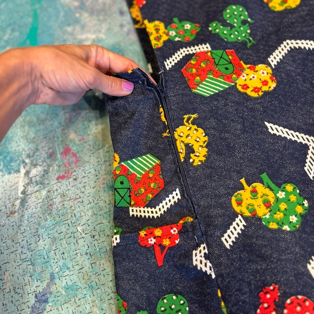 70s Barnyard Dress - Picture 5 of 15